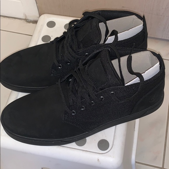 Timberland Suede Shoe - Picture 1 of 1